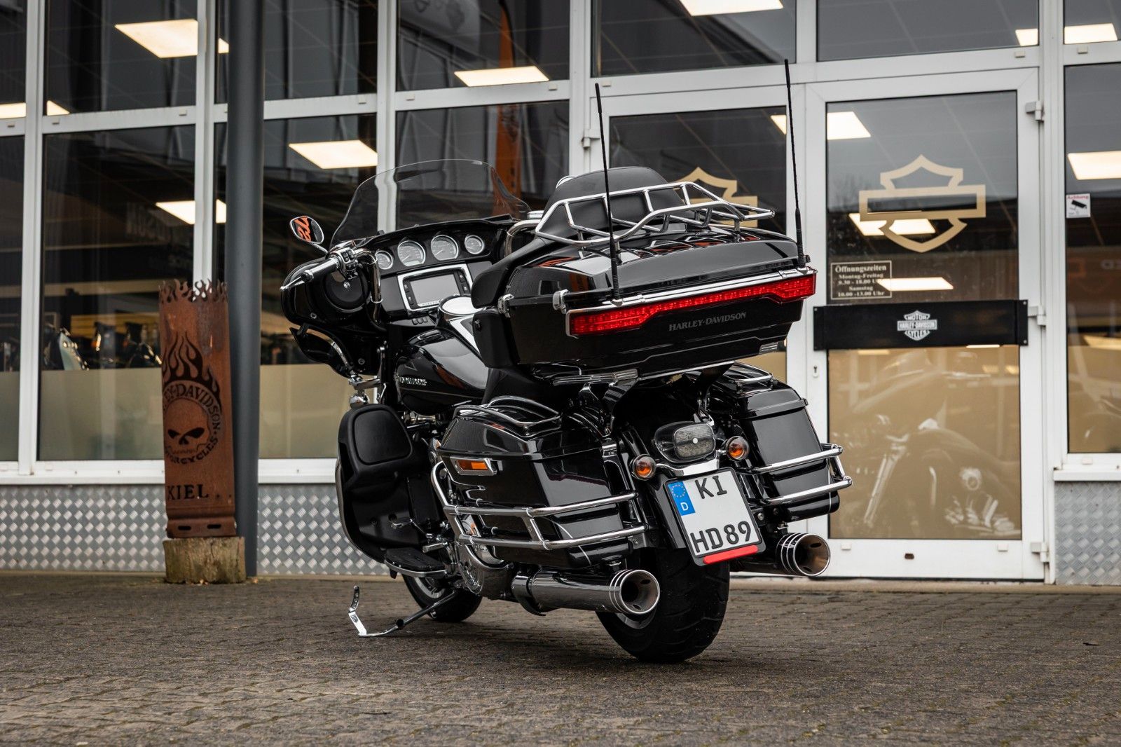 Fahrzeugabbildung Harley-Davidson ULTRA LIMITED LOW FLHTKL 103CUI - JEKILL&HYDE -