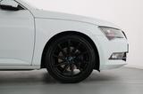 Skoda SUPERB COMBI STYLE 1.4TSI BI-XENON+SITZHEIZUNG - Skoda Superb: Kombi
