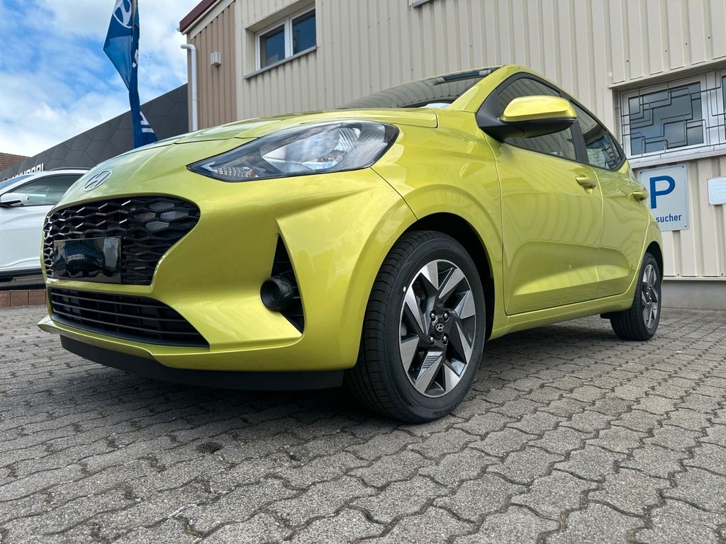 Hyundai i10 1.0 FACELIFT AUTOMATIK TREND INCL.NAVIGATION