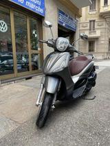 Piaggio PIAGGIO Beverly 300 i.e. ABS-ASR - PIAGGIO BEVERLY 300