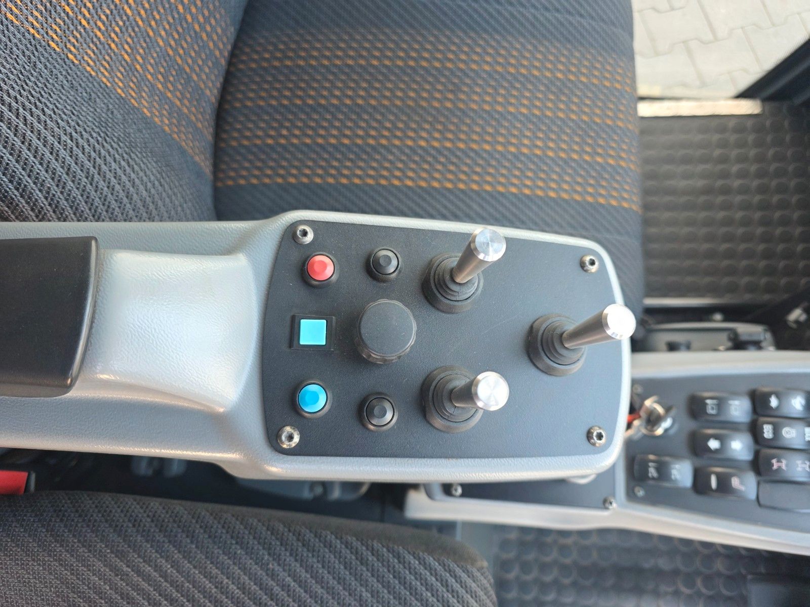 Fahrzeugabbildung Hako Citymaster 2200 Klima Kamera