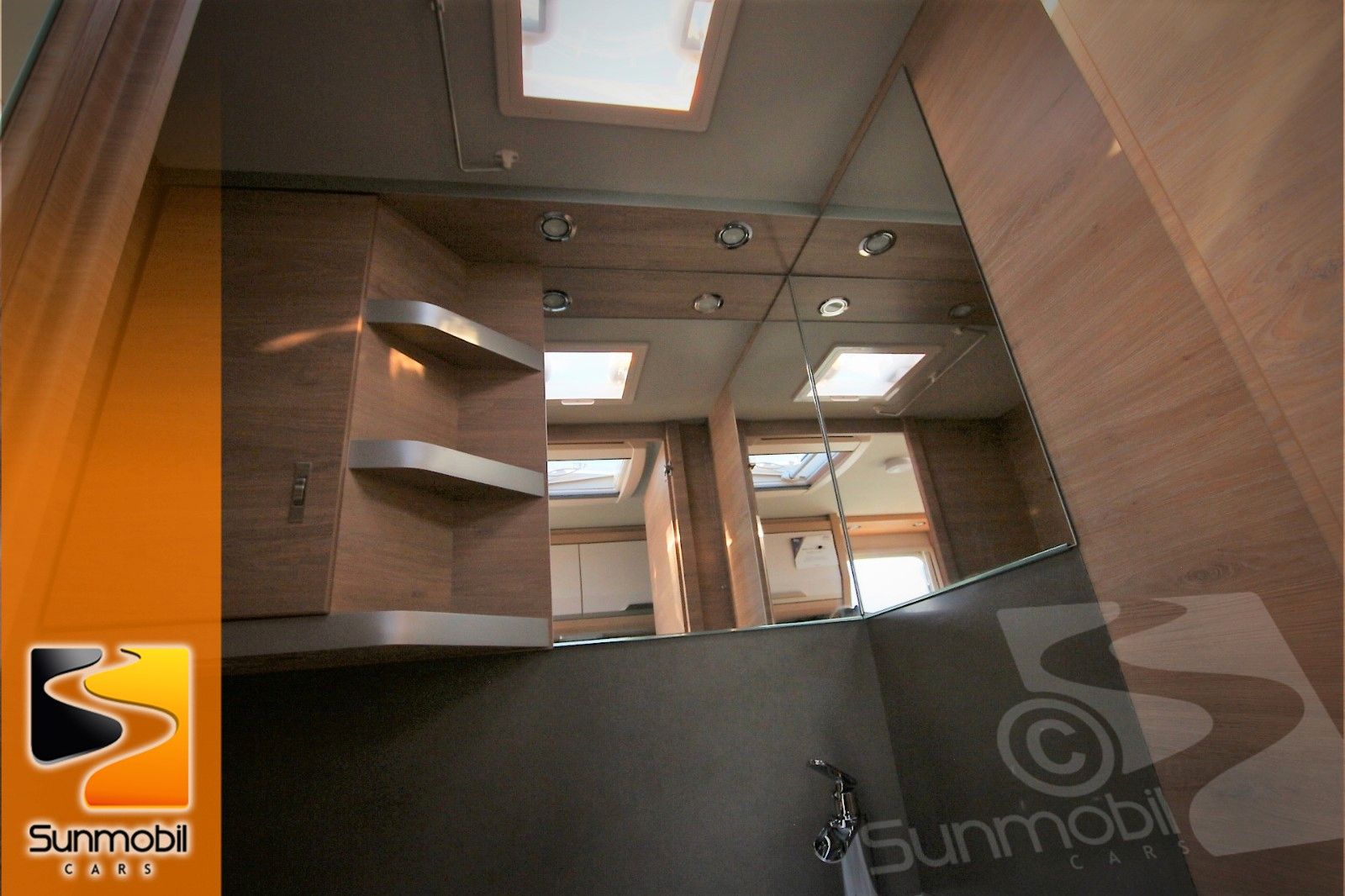 Fahrzeugabbildung Knaus Südwind 500 EU 60 Years Edition Dachklima