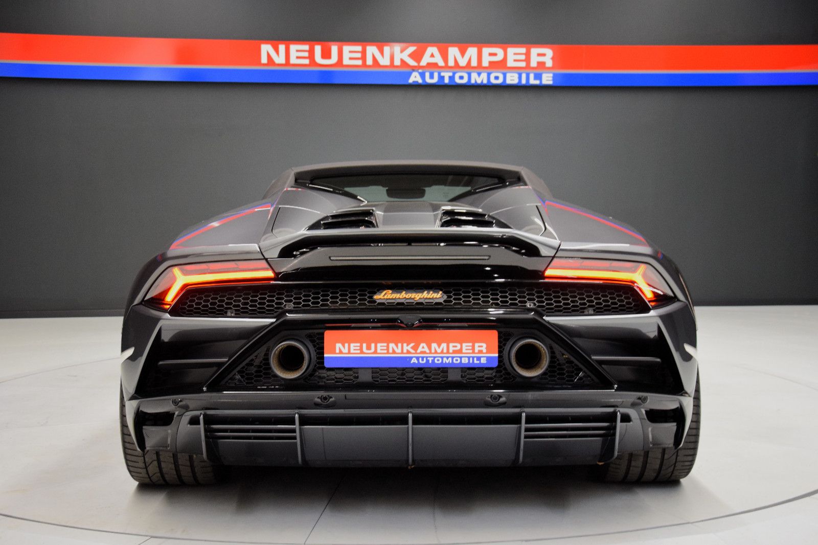 Fahrzeugabbildung Lamborghini Huracán EVO Spyder Carbon Lift Approved +Service