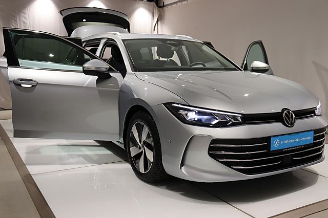 Passat Business 1.5 eHybrid ACC LED HUD NAVI AHK