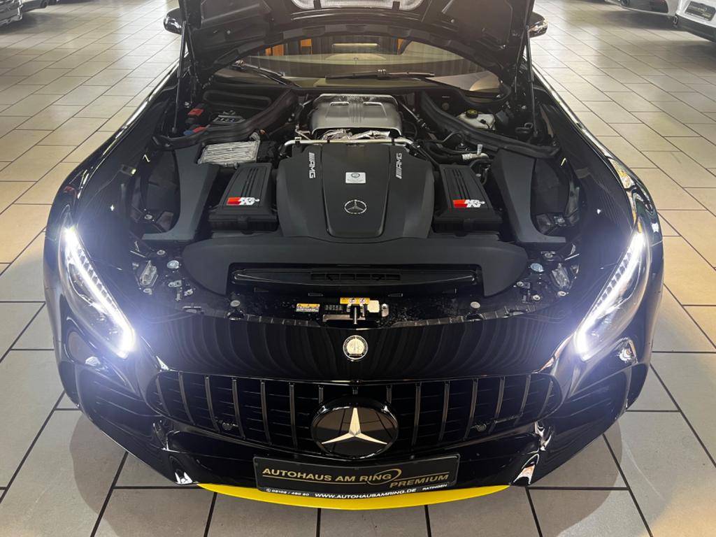 Mercedes-Benz AMG GT R
