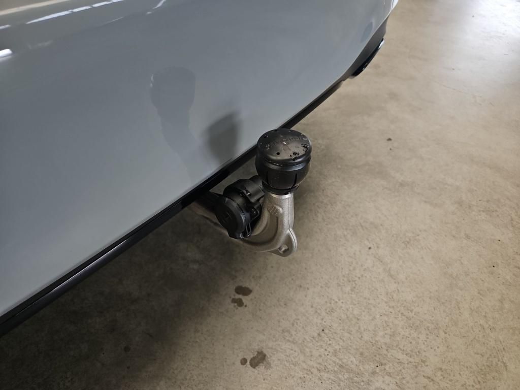 Fahrzeugabbildung Mercedes-Benz A 200 Limo ++SPECIAL-EDITION+AHK+KEYLESS+MULTI++