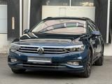 Volkswagen Passat Business LED ACC Pano Memory RüKamera AHK
