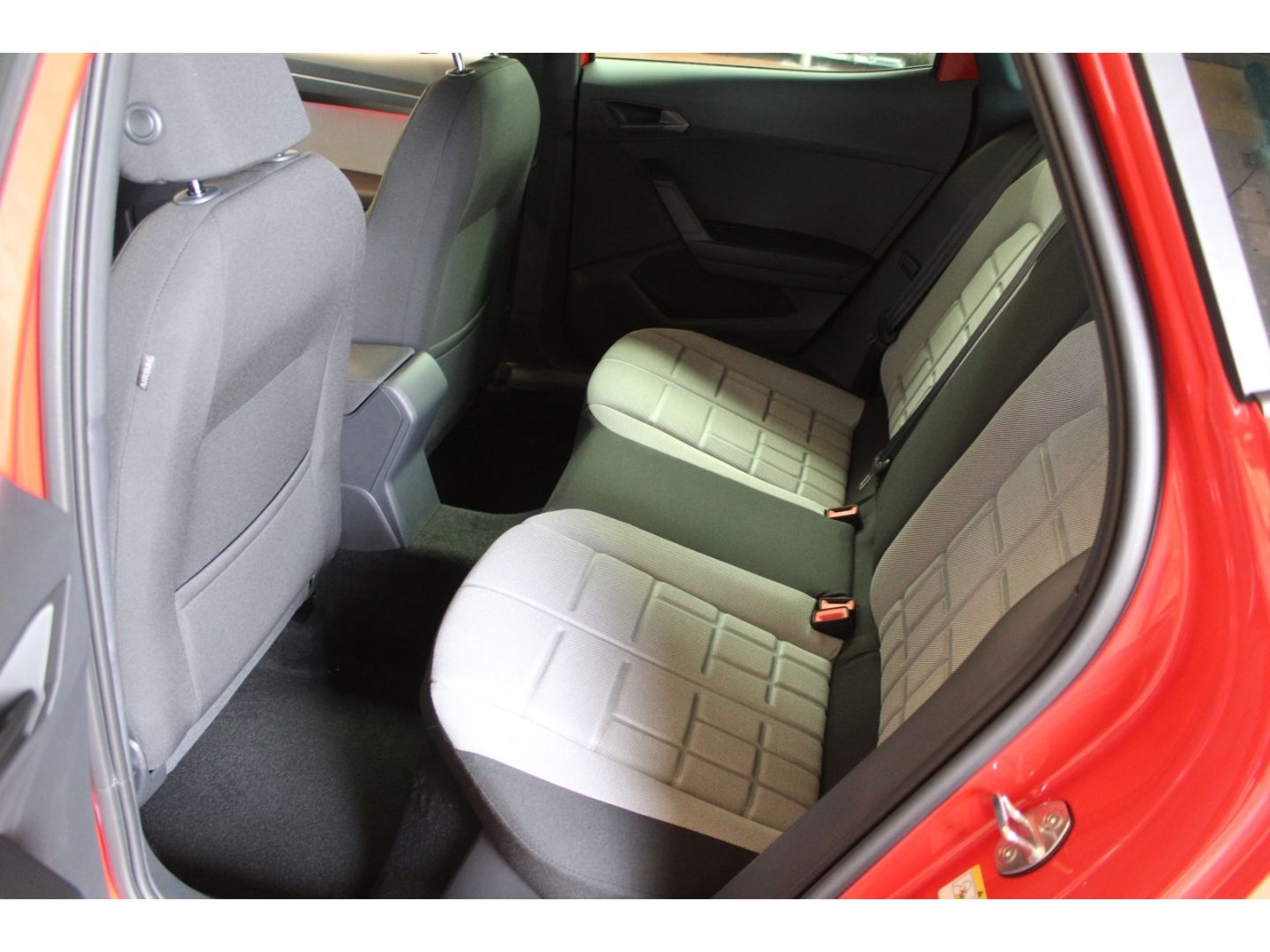 Seat Arona - Bild 39
