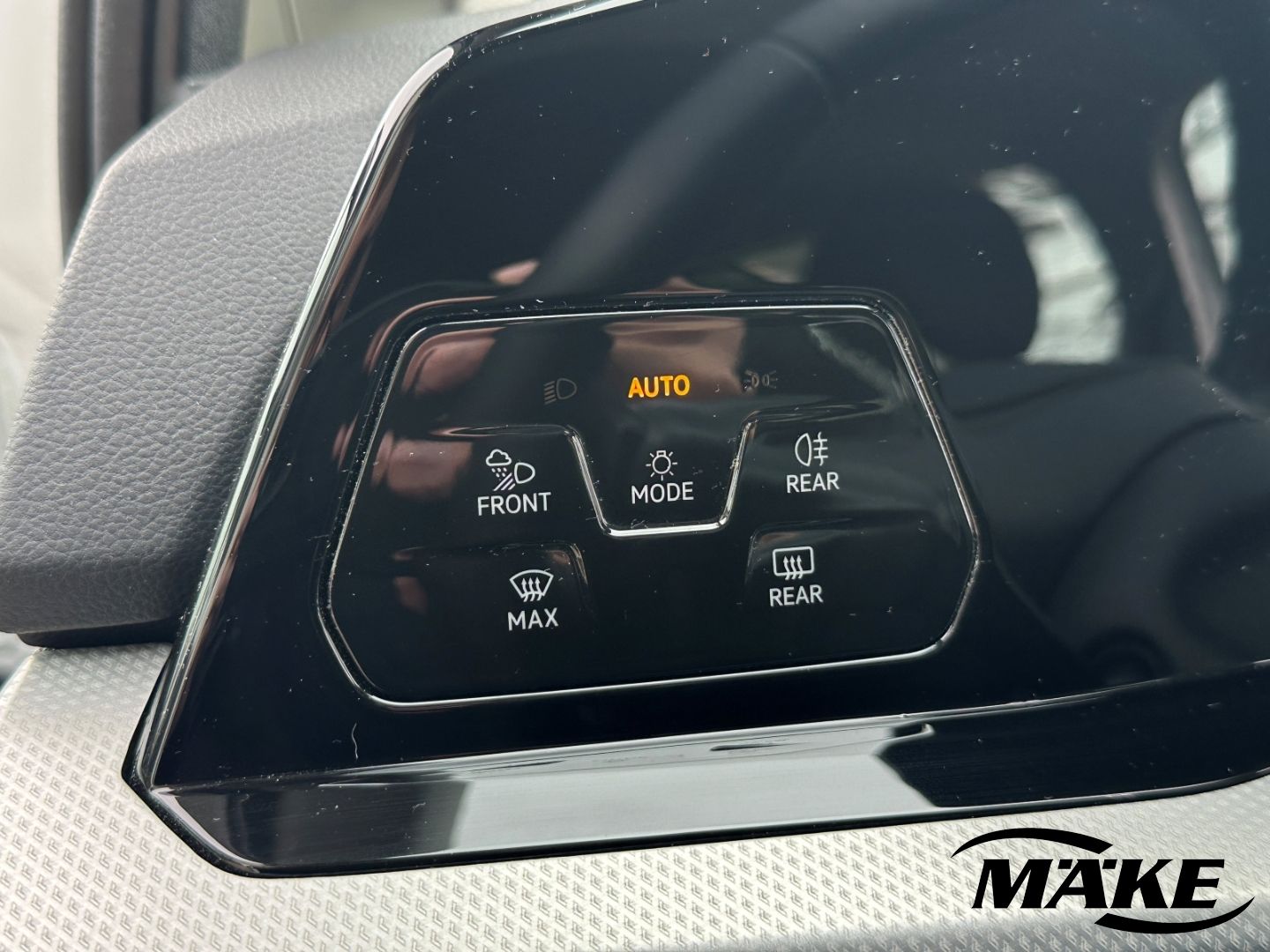 Golf Move 2.0 TDI DSG IQ.L HUD NAV STDHZG PD ACC