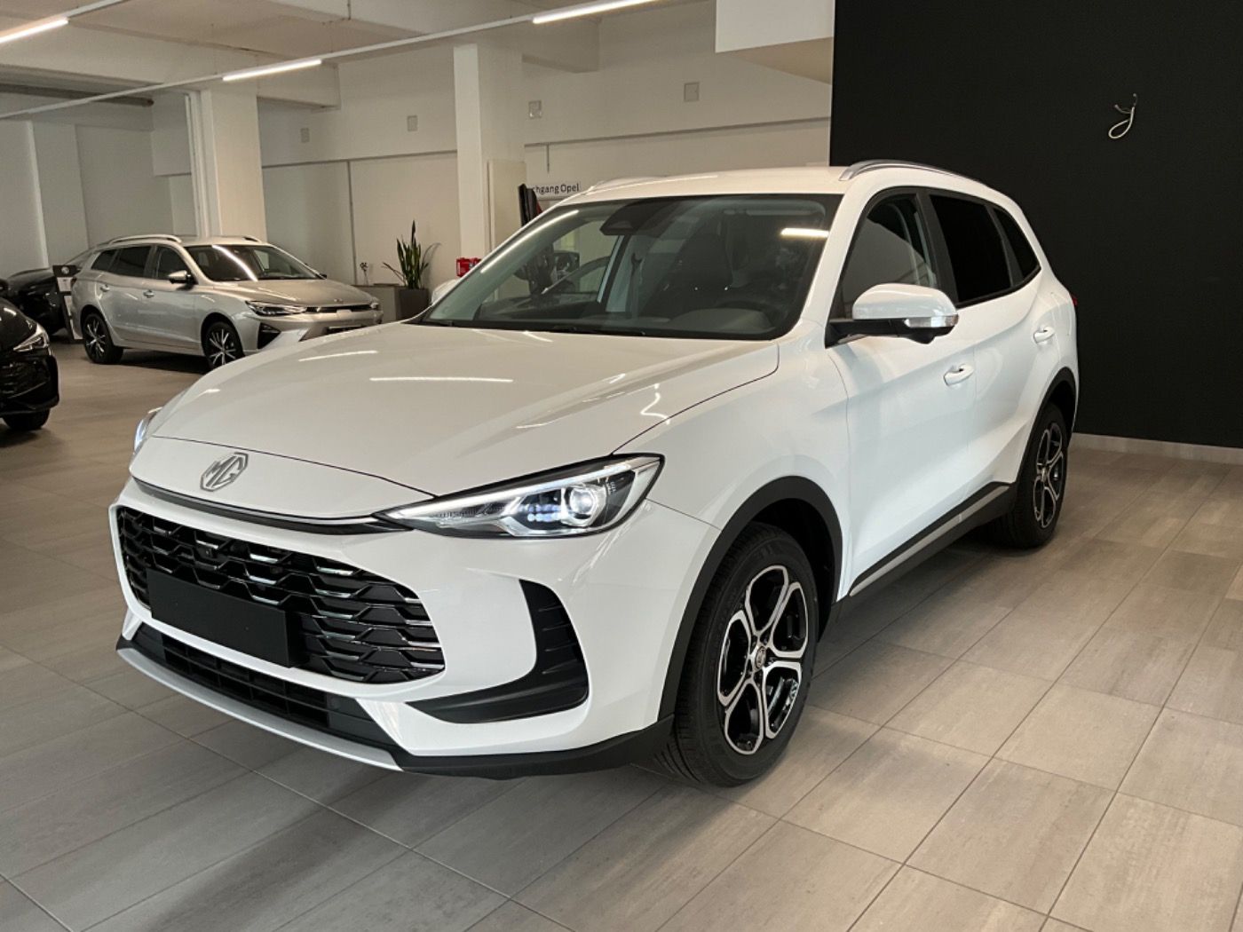 MG ZS 1.5 T 85 kW Comfort LED+Navi+SHZ+360+KeyLess