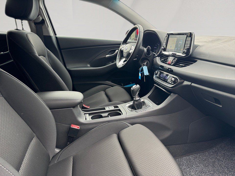 Fahrzeugabbildung Hyundai i30 Fastback 1.4 T-GDI 140PS Style