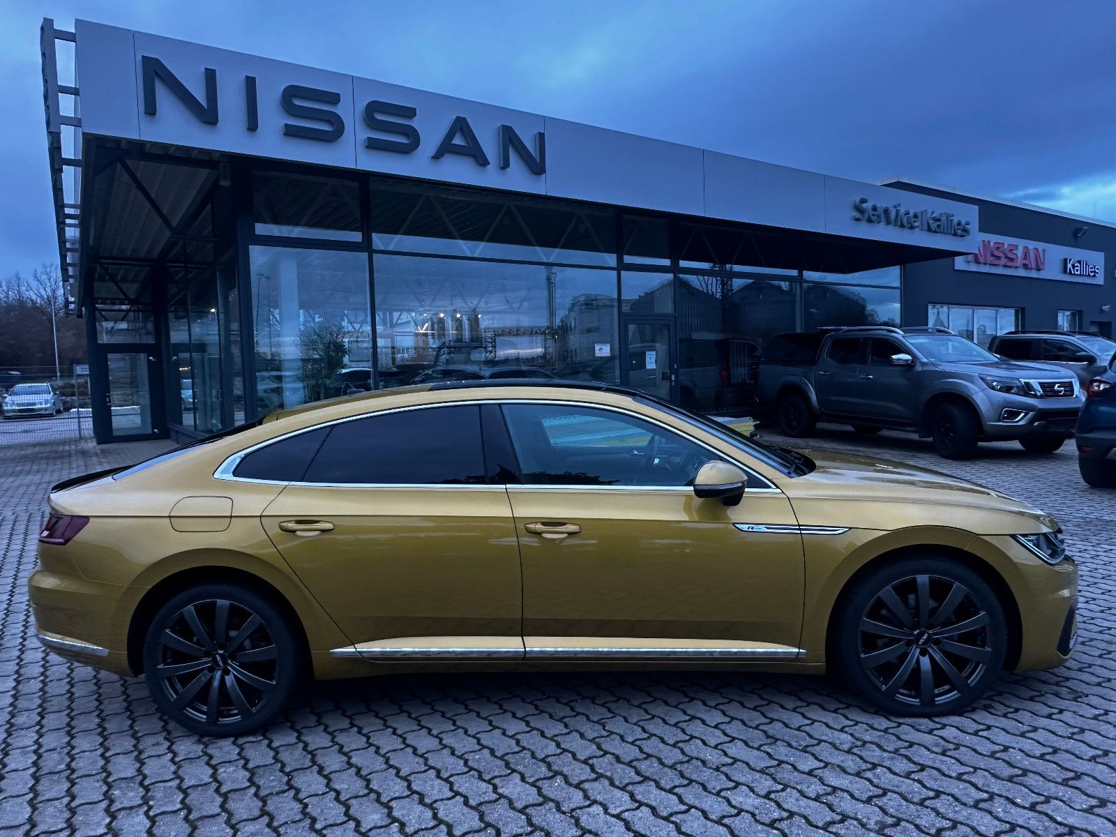 Fahrzeugabbildung Volkswagen Arteon R-Line