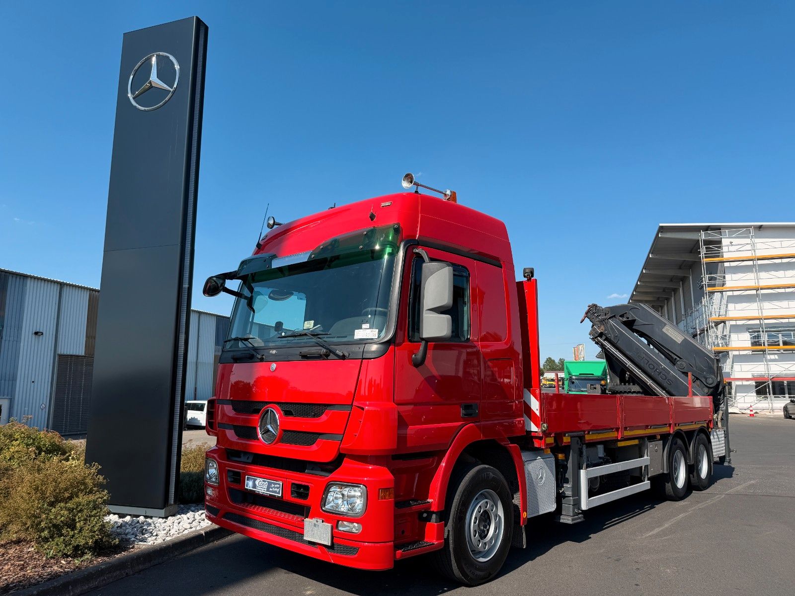 Fahrzeugabbildung Mercedes-Benz Actros 2644 L 6x4 MKG HLK 541 HP Funk Spitze