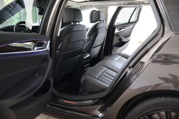 BMW 520d Touring Luxury Line Pano ACC HUD 360Kamera
