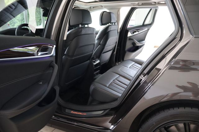BMW 520d Touring Luxury Line Pano ACC HUD 360Kamera