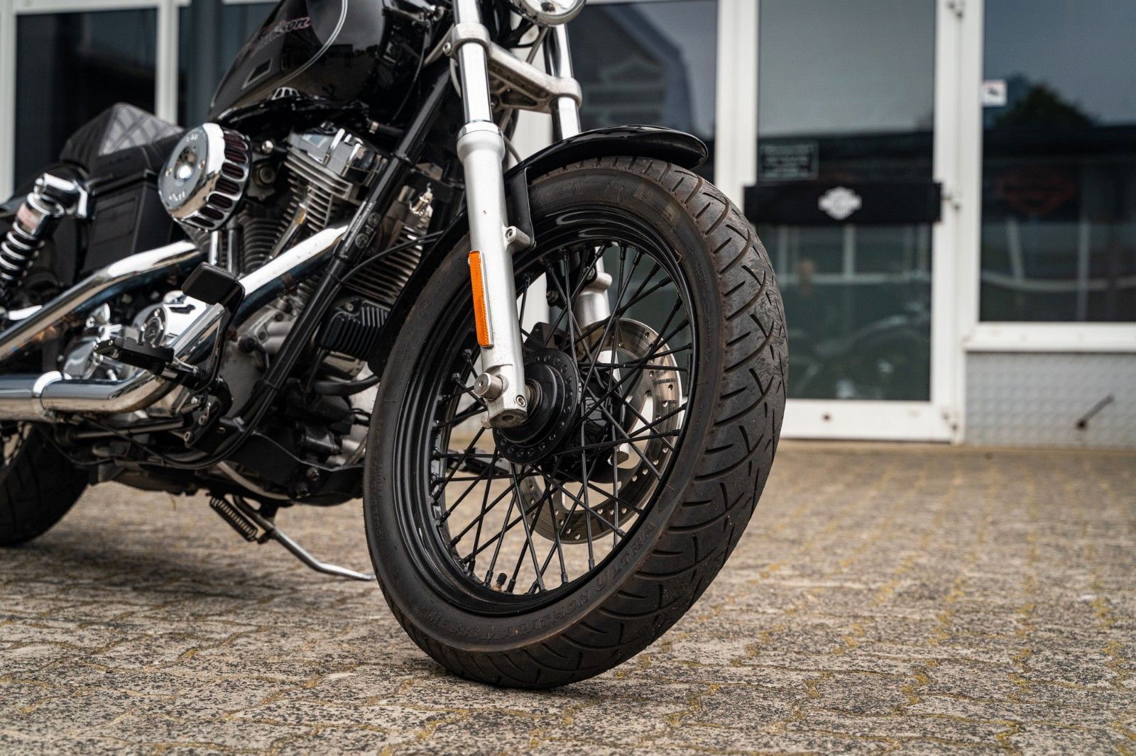 Fahrzeugabbildung Harley-Davidson DYNA SUPER GLIDE CUSTOM  FXDCI - PENZL - APE