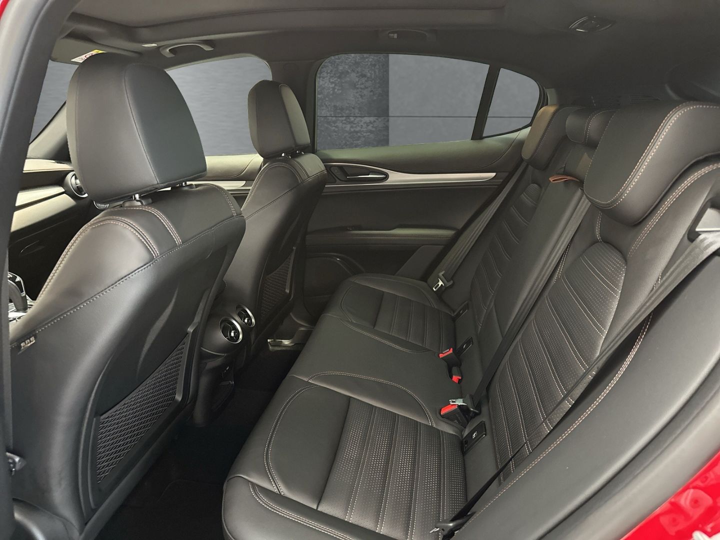 Alfa Romeo Stelvio - Bild 9