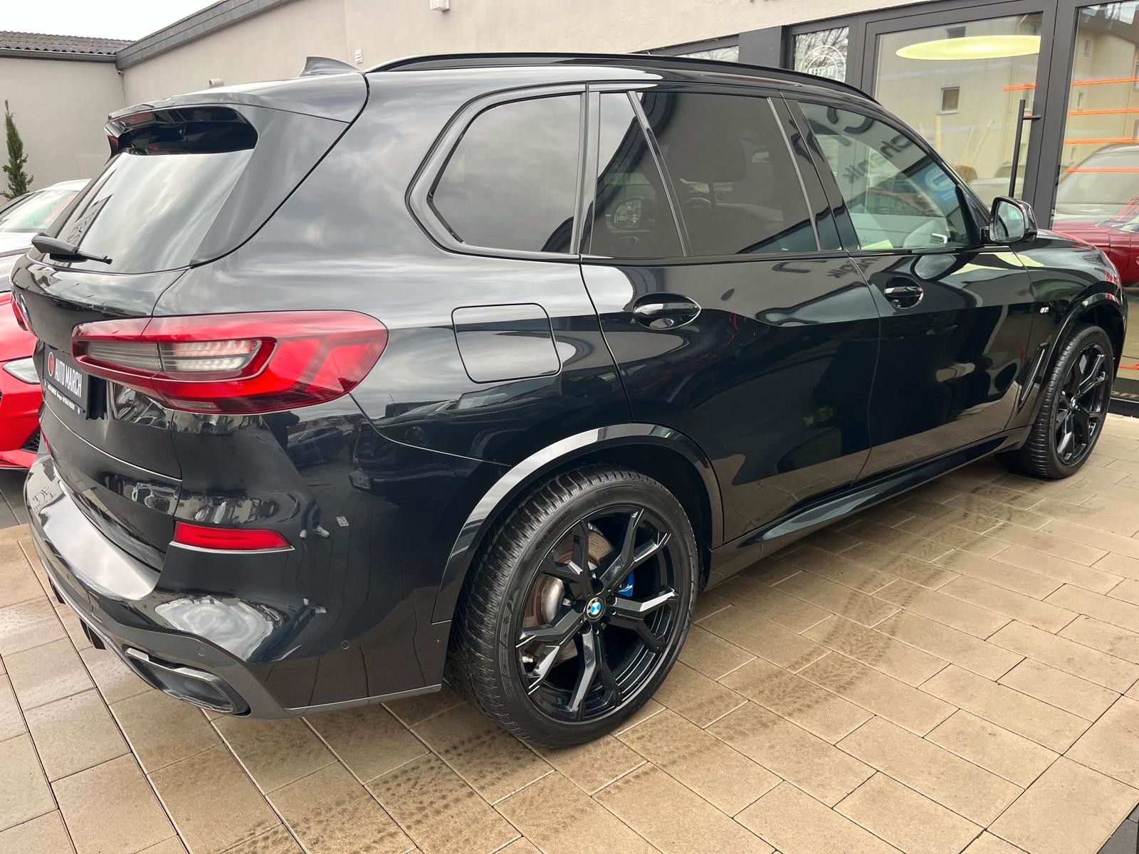 Fahrzeugabbildung BMW X5 xDrive 45 e M Sport*Laser*360°*AHK*H&K*HUD*