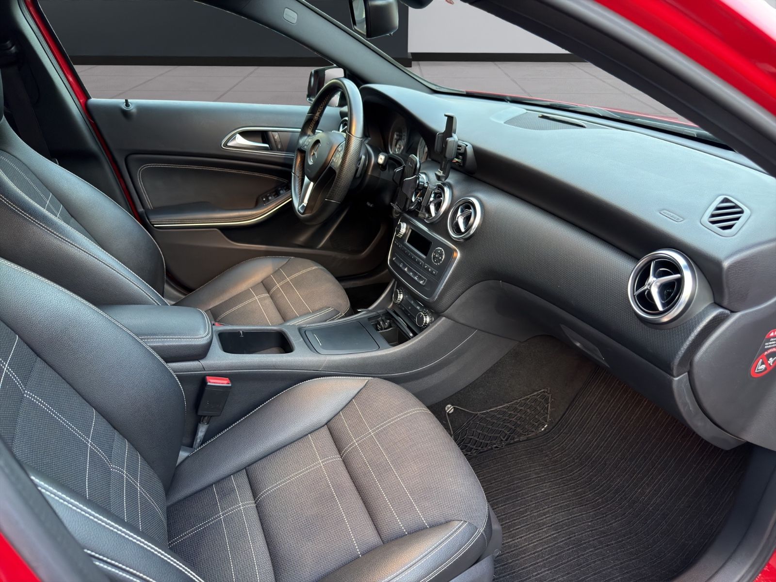 Fahrzeugabbildung Mercedes-Benz A 200 A | CDI BlueEfficiency | 2.Hand | Xenon |