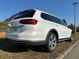 Volkswagen Passat Alltrack 2.0 TDI SCR 176kW DSG BMT 4M... - Volkswagen Passat Alltrack aus 2015