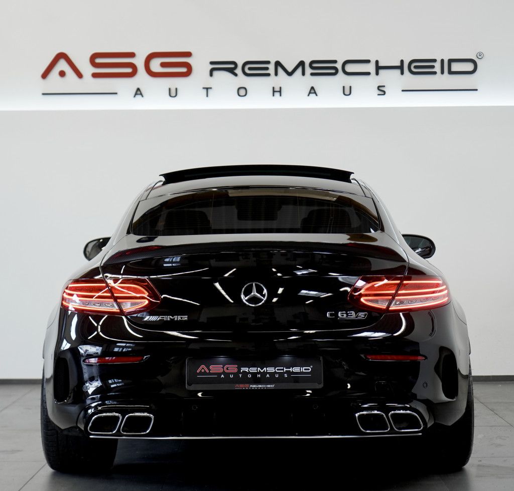 Mercedes Benz C 63 Amg
