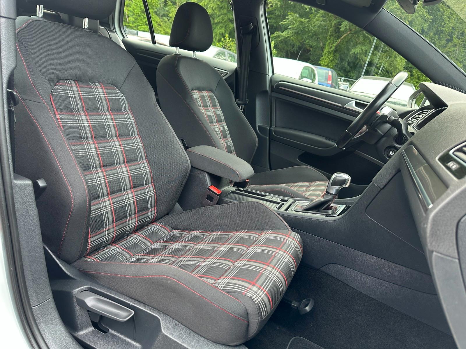 Volkswagen Golf VII Lim. GTI Performance DSG LED SHZ, миниатюра 12