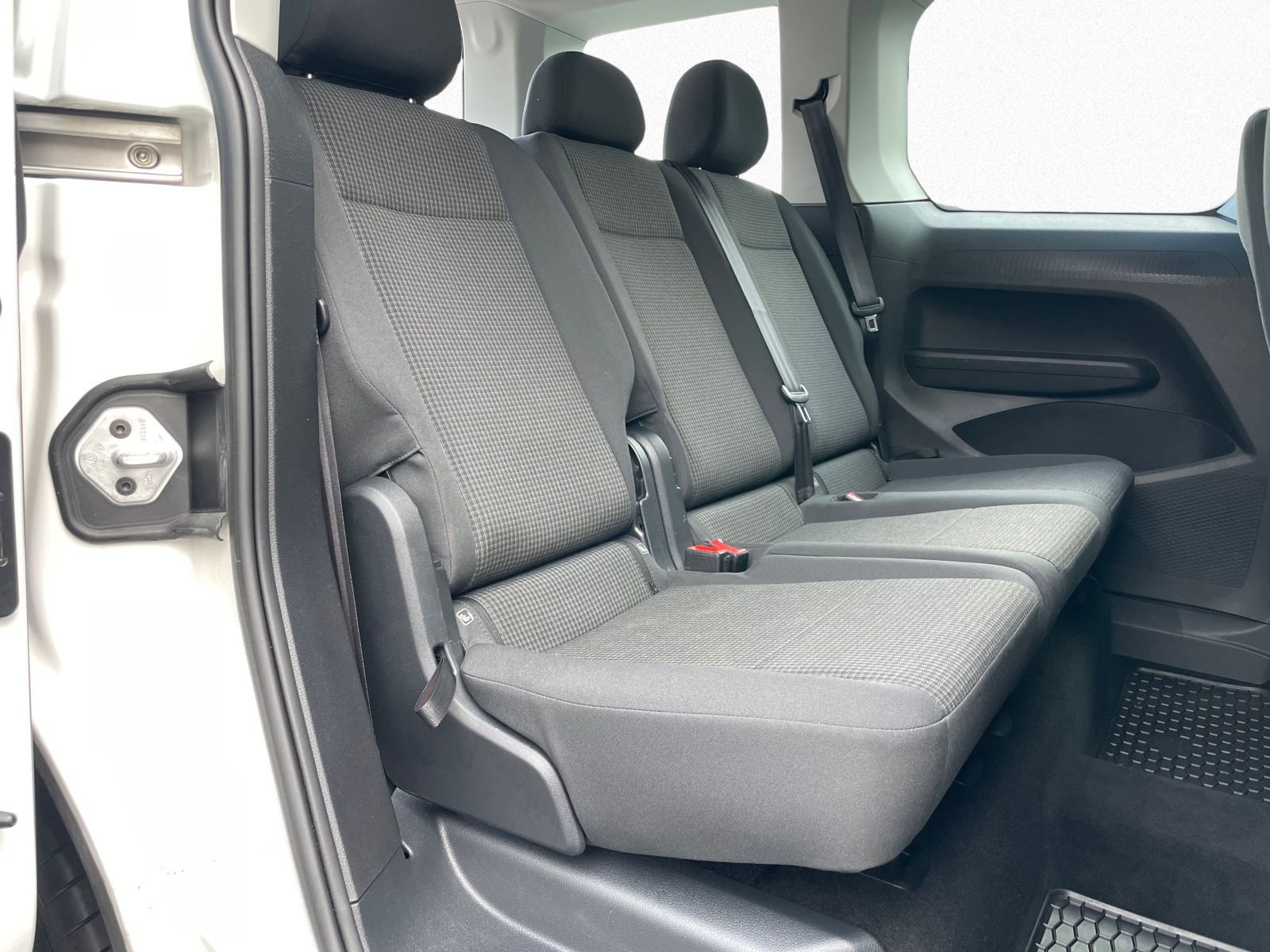 Volkswagen Caddy - Bild 5
