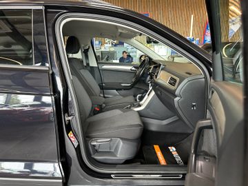 MYAUTOCENTER – Gebraucht- und Jahreswagen mit Werkstattservice in Pfaffenhofen Volkswagen T-Cross *R-Line*AHK*Navi*Virtuel*VOLL*