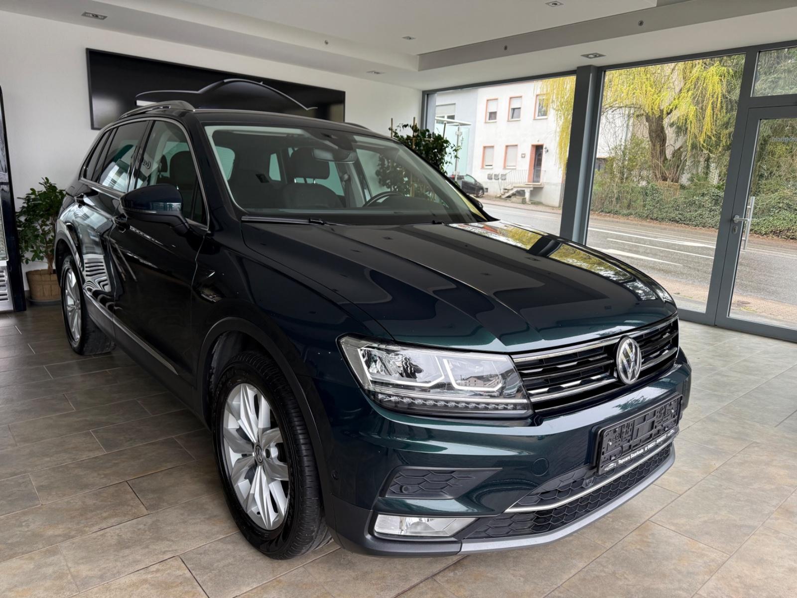 Volkswagen Tiguan Highline 4Motion*Virtual*ACC*Scheckheft*