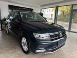 Volkswagen Tiguan Highline 4Motion*Virtual*ACC*Scheckheft* - Volkswagen Tiguan: Grün