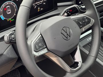 Volkswagen T-Roc Life 1.5 eTSI 150 PS 7-Gang-DSG