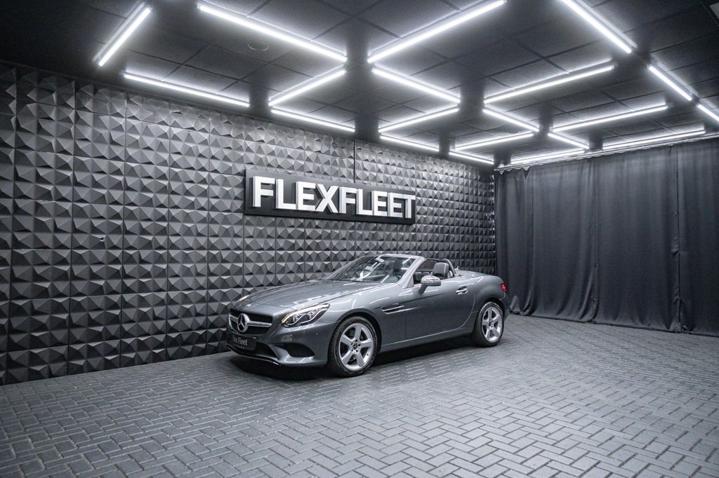 Image of Mercedes-Benz SLC 200