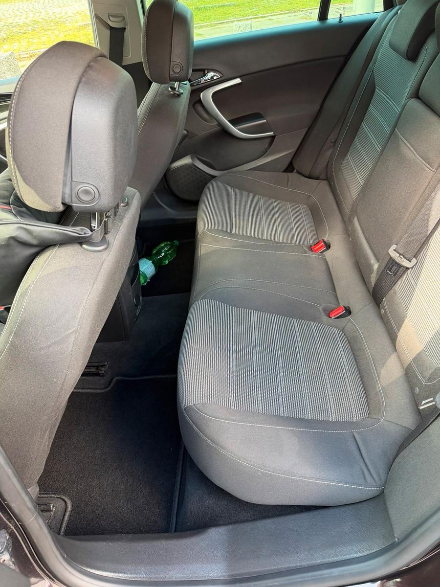 Opel Insignia 2011 — photo 5
