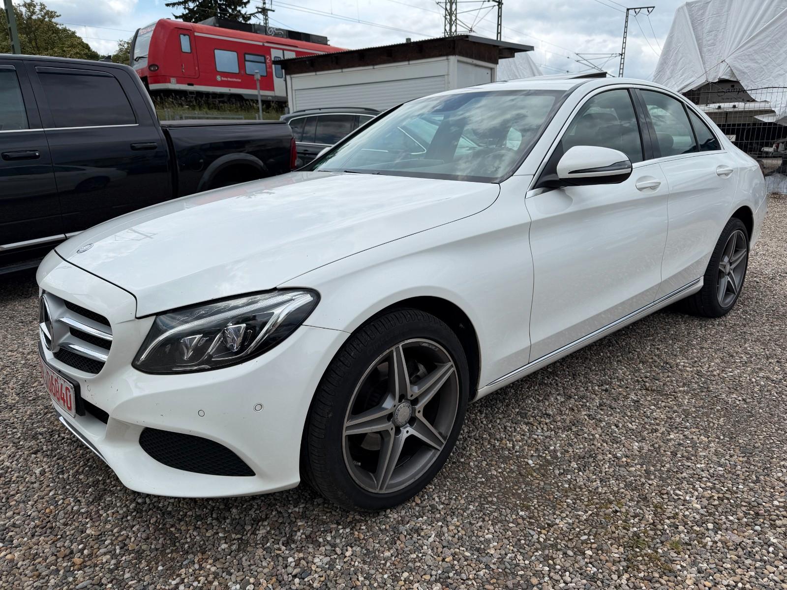 Mercedes-Benz C 220 d 4Matic AMG Avantgarde+EGSD+PDC+SHZ+NAVI