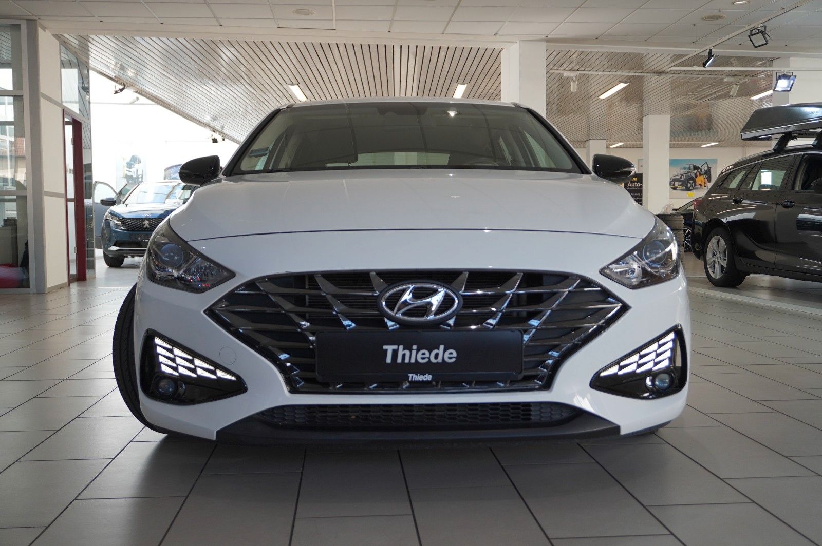 Fahrzeugabbildung Hyundai i30 LIM. 1.5 T-GDI 48V NAVI/LED/SPORT/KAMERA/DAB
