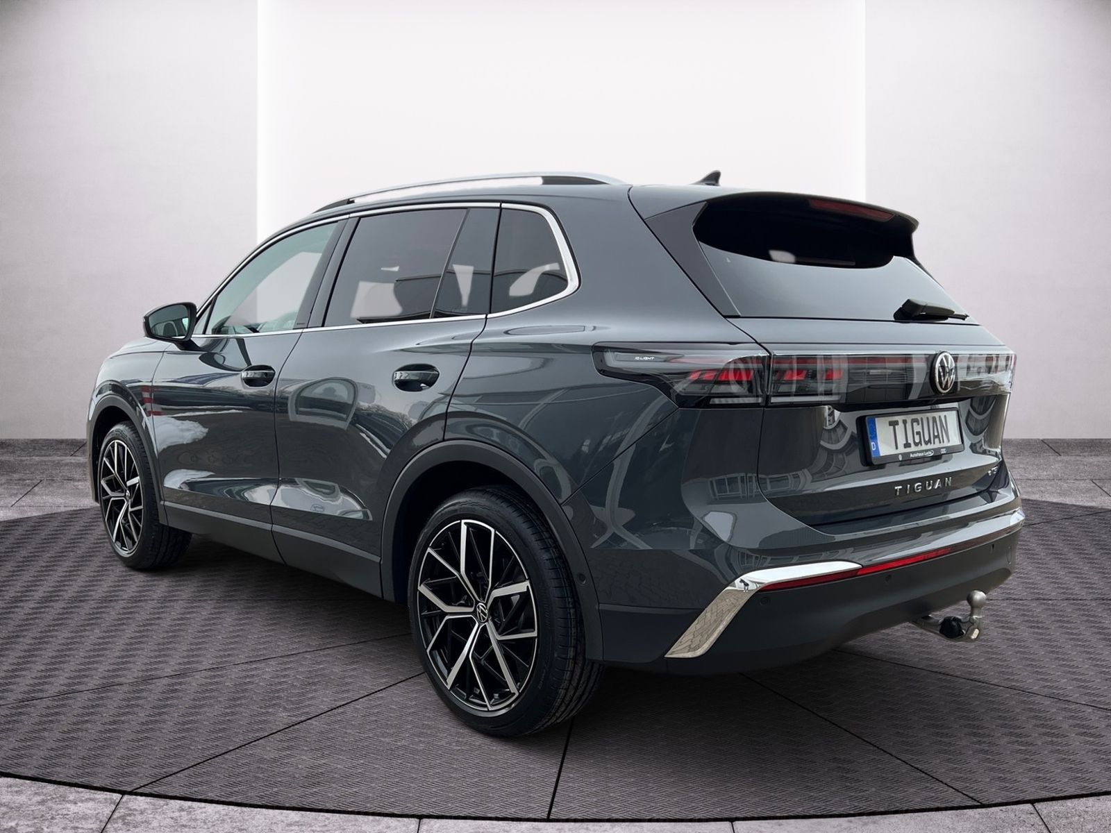 Volkswagen Tiguan Elegance 1.5 l eTSI DSG AHV Matrix 20 S foto 5