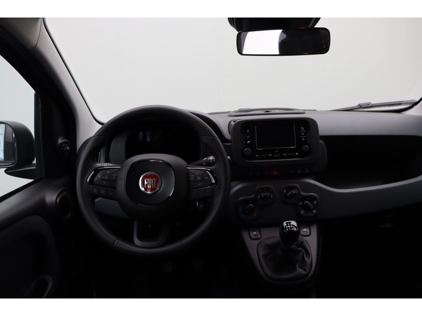 Fahrzeugabbildung Fiat Panda PANDINA ICON 1.0 HYBRID 48 KW (65 PS)