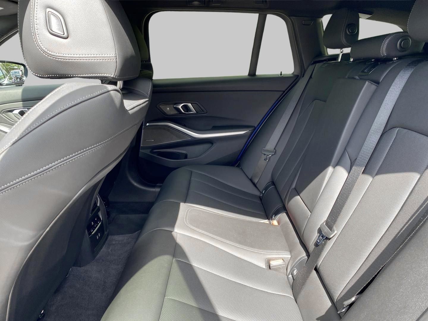 BMW 320 - Bild 8
