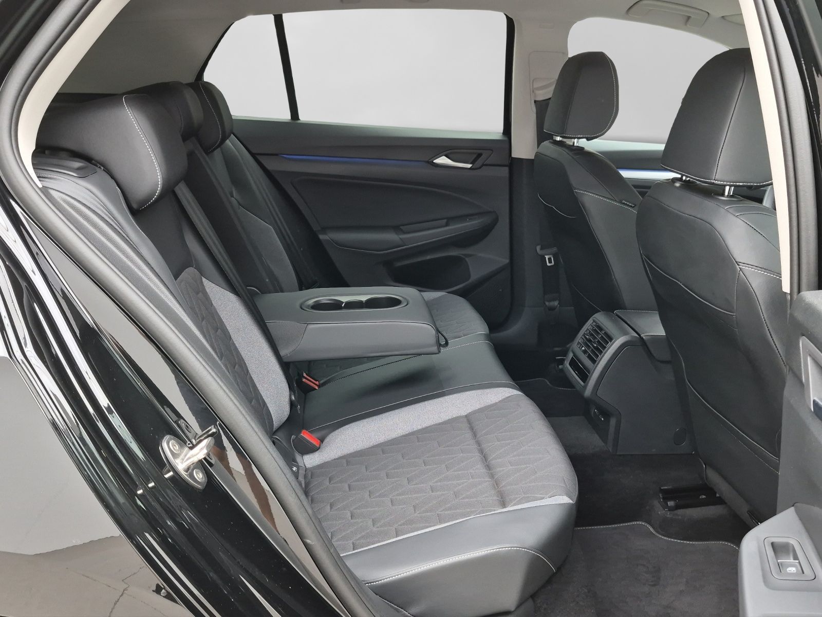 Volkswagen Golf - Bild 7