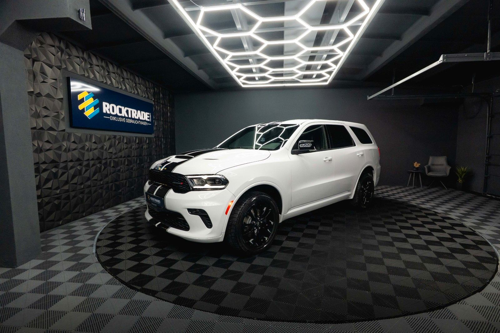 Fahrzeugabbildung Dodge Durango 3.6 V6 GT 4x4 SRT Night-Paket Modell 22
