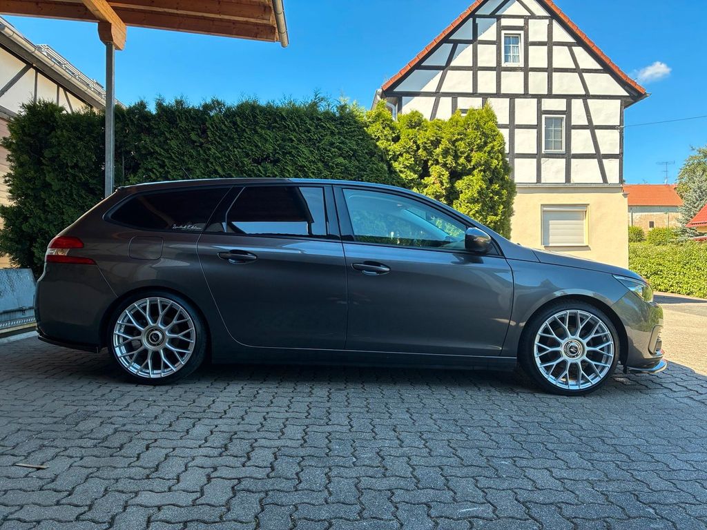 Image of Peugeot 308