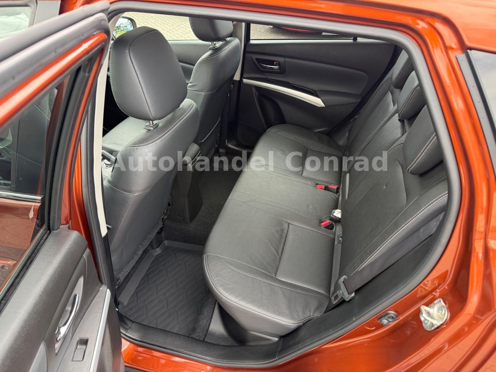 Suzuki (SX4) S-Cross 1.4 BoosterJet*4WD*LEDER*AHK*LED