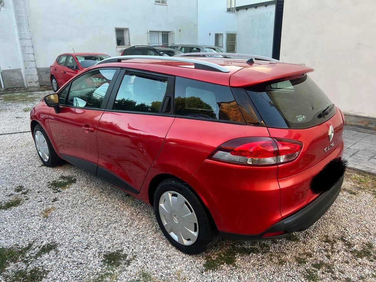 Renault Clio 2014 — photo 11