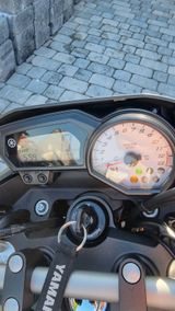 Yamaha FZ8 - Angebote entsprechen deinen Suchkriterien