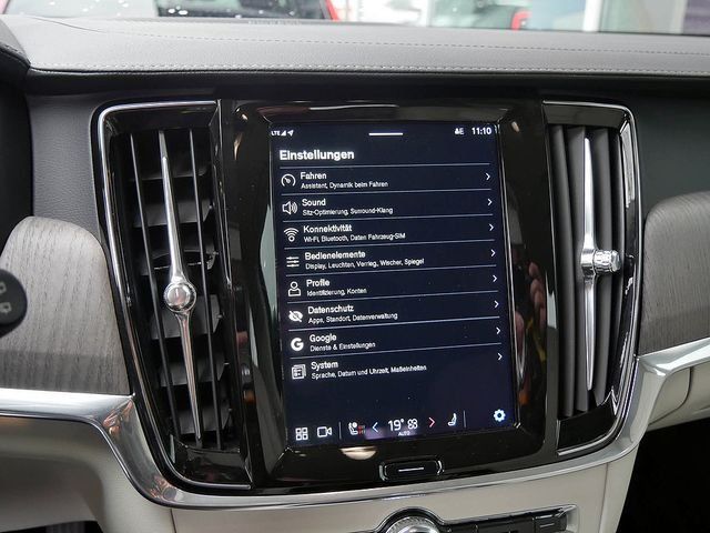 Volvo V90 Kombi 2.0 Plus Dark Recharge Plug-In Hybrid  foto 22