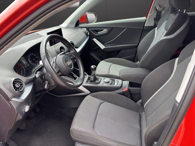 Q2 sport 1.4 TFSI Navi+LED-Scheinwerfer+Sitzh.