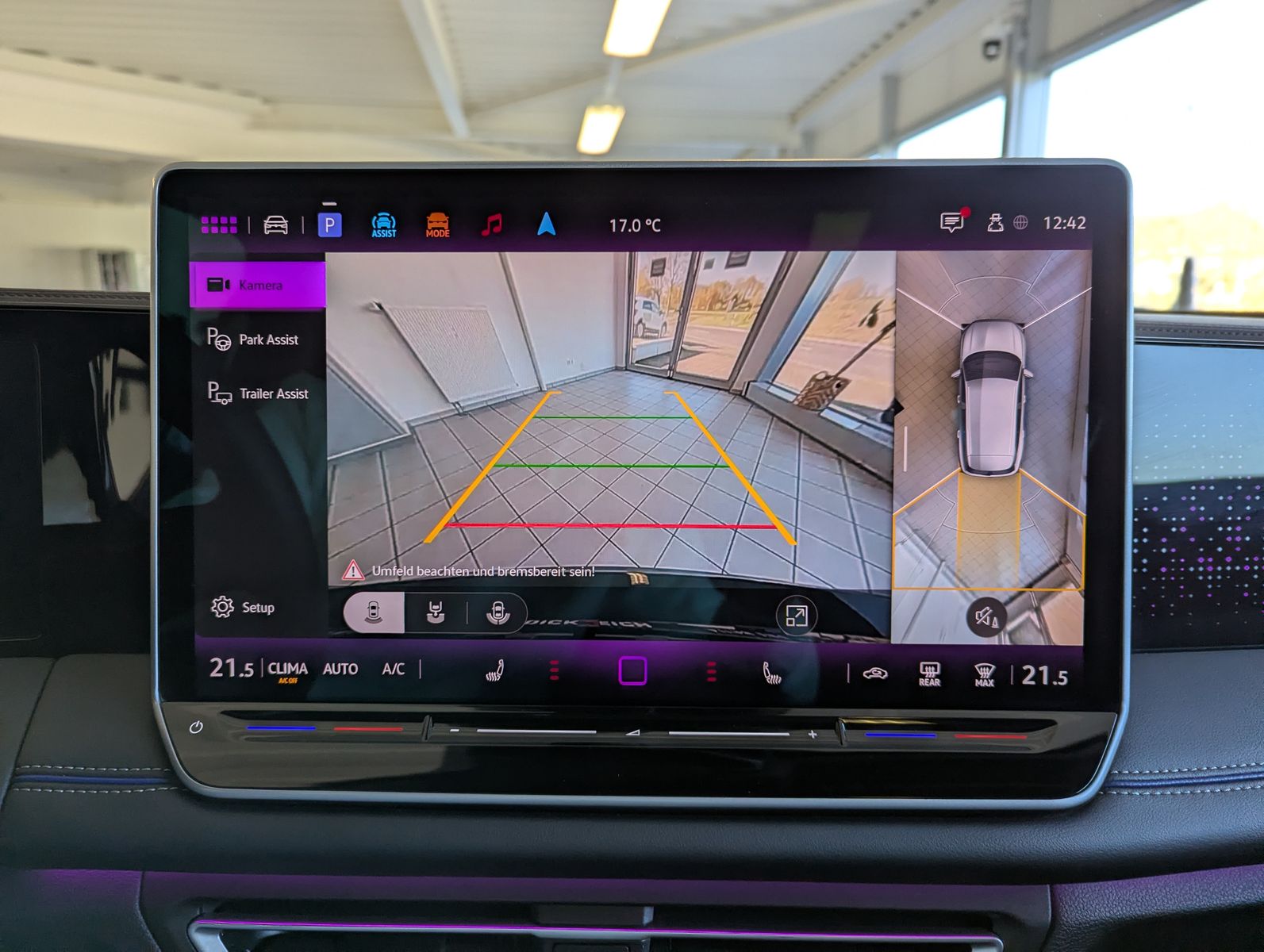 VW Tiguan 2.0TDI R-Line 4M Pano Black AHK Matrix 20 - Image 28