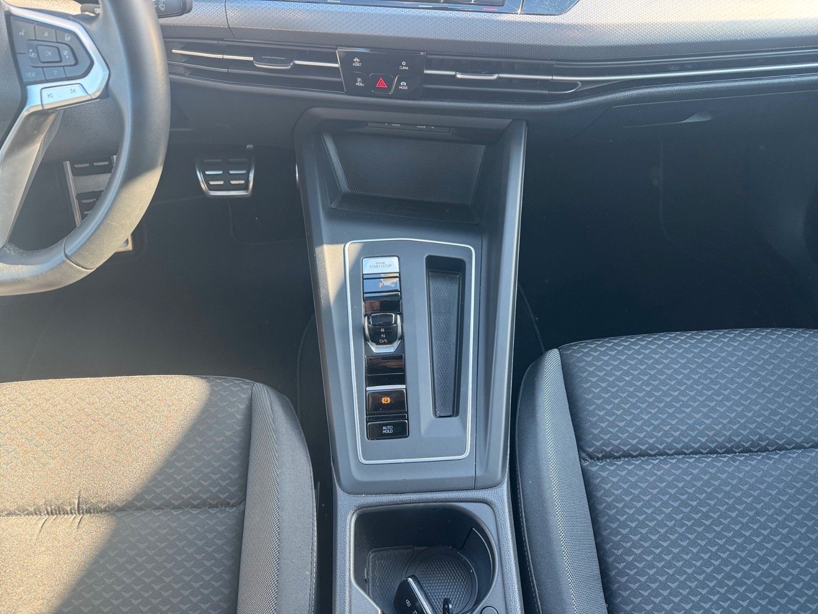 Fahrzeugabbildung Volkswagen Golf VIII Lim. Active 2.0 TDI