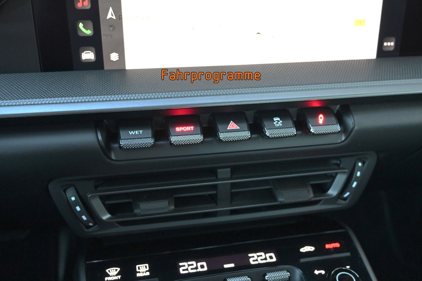 Fahrzeugabbildung Porsche 911 992 Carrera 4S Coupé °SPORT DESIGN°ACC°BOSE°
