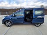 Dacia Dokker TCe 115 Stepway NAVI SHZ PDC TEMPOMAT ALU - Dacia Dokker mit Benzin-Antrieb